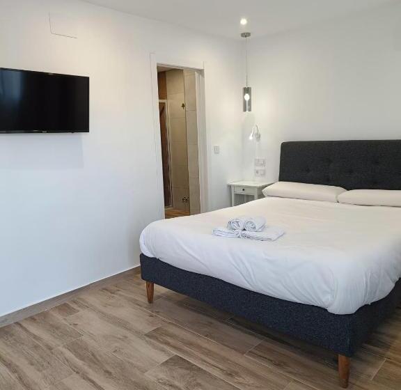 스탠다드 발코니 룸, Hostal La Ermita