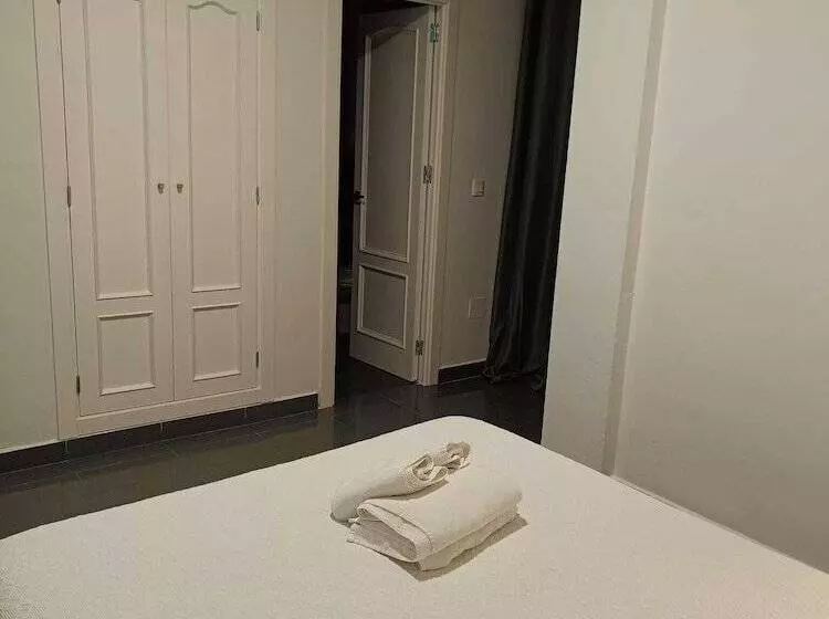 اتاق استاندارد یک نفره, Hostal La Ermita