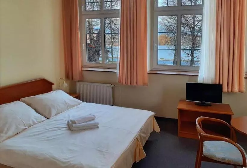 Standard Neljän Hengen Huone, Casanova