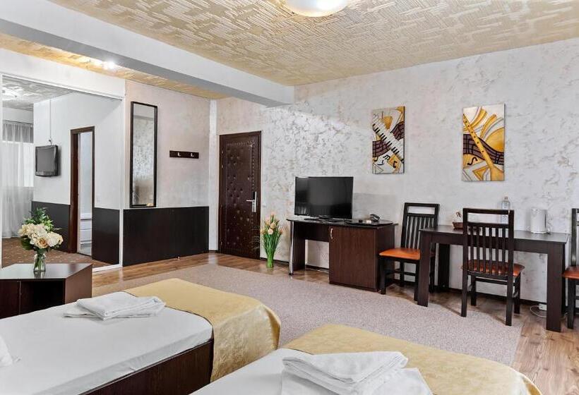 سوییت, Charter Otopeni