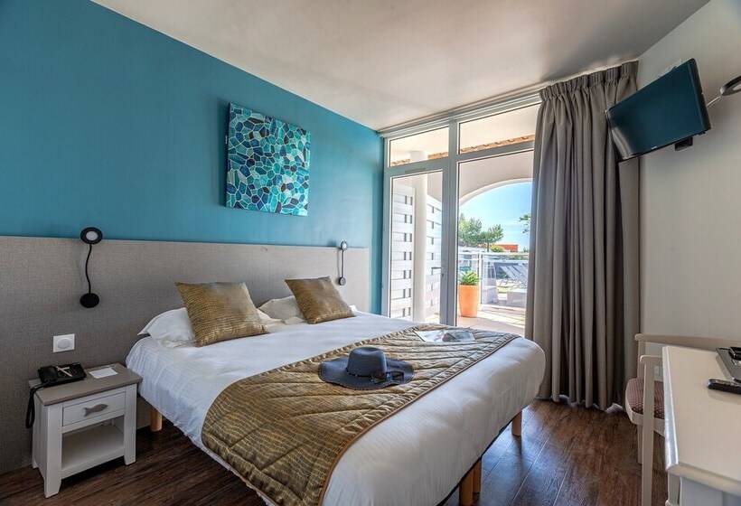 Номер Комфорт, Hôtel Restaurant Le Grand Large   Face à La Plage   Ile De Ré