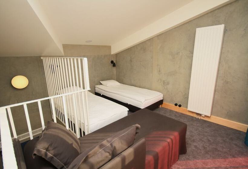 اتاق خانوادگی, Kurshi Hotel & Spa