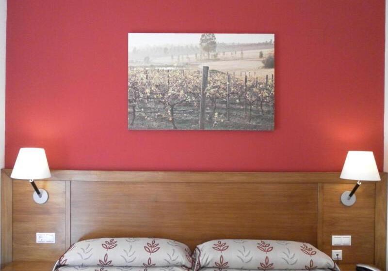 Номер Стандарт, Milagros Rio Riaza