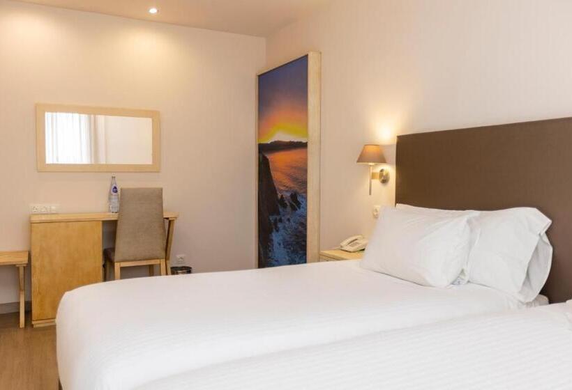 スタンダードルーム, O Cabazo