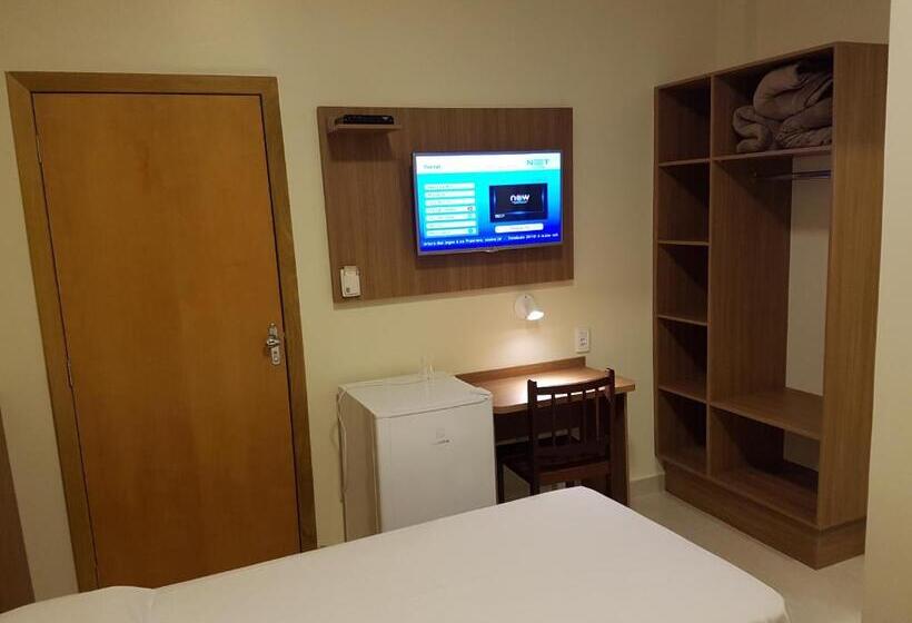 スタンダードトリプルルーム, Oft Place