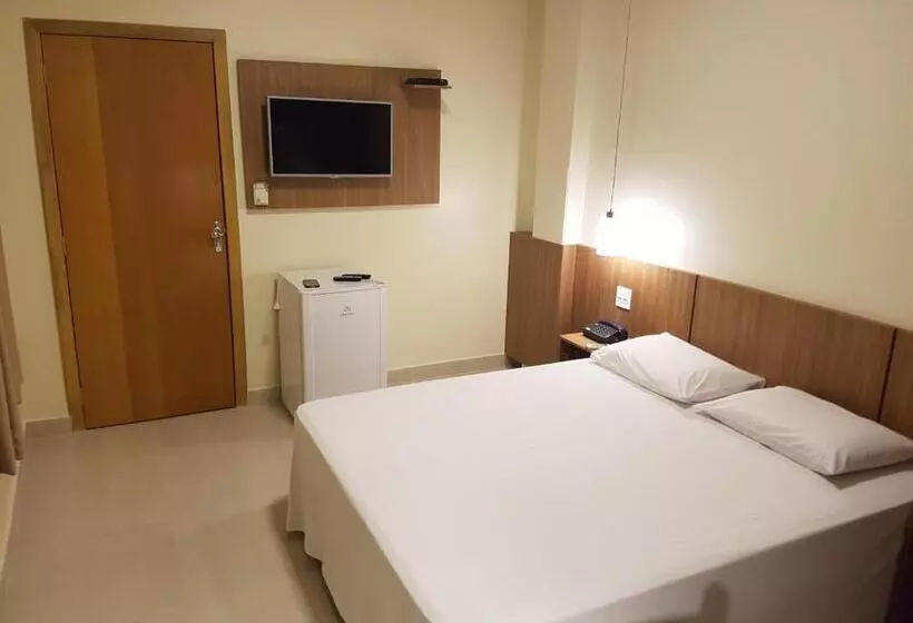 اتاق استاندارد یک نفره, Oft Place
