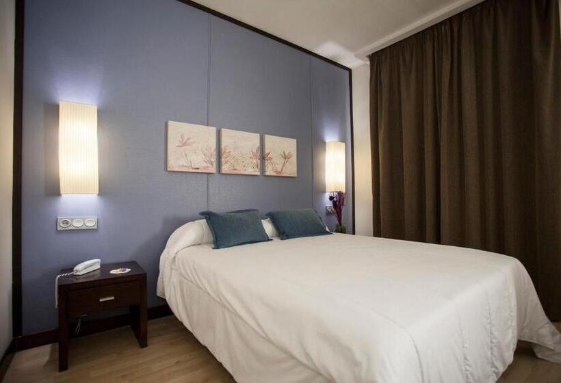 غرفة قياسية فردية, Puerta De Ocaña