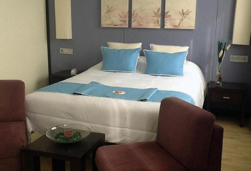 غرفة قياسية, Puerta De Ocaña