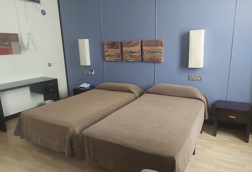 غرفة قياسية, Puerta De Ocaña