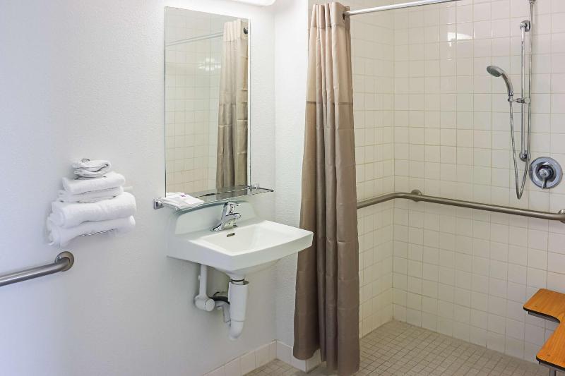 غرفة قياسية, Puerta De Ocaña