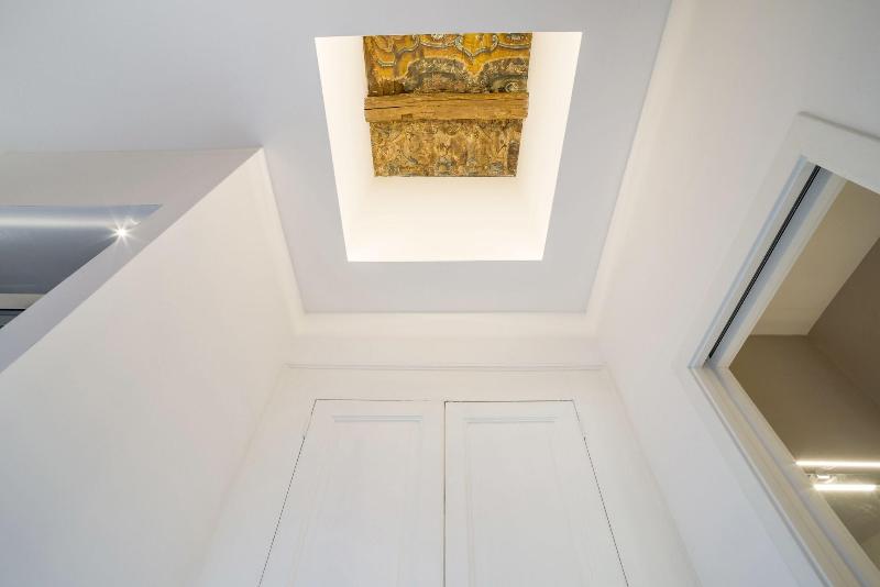 اتاق استاندارد برای معلولان, Puerta De Ocaña