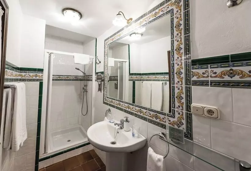 اتاق استاندارد سه نفره, Soho Boutique Palacio San Gabriel