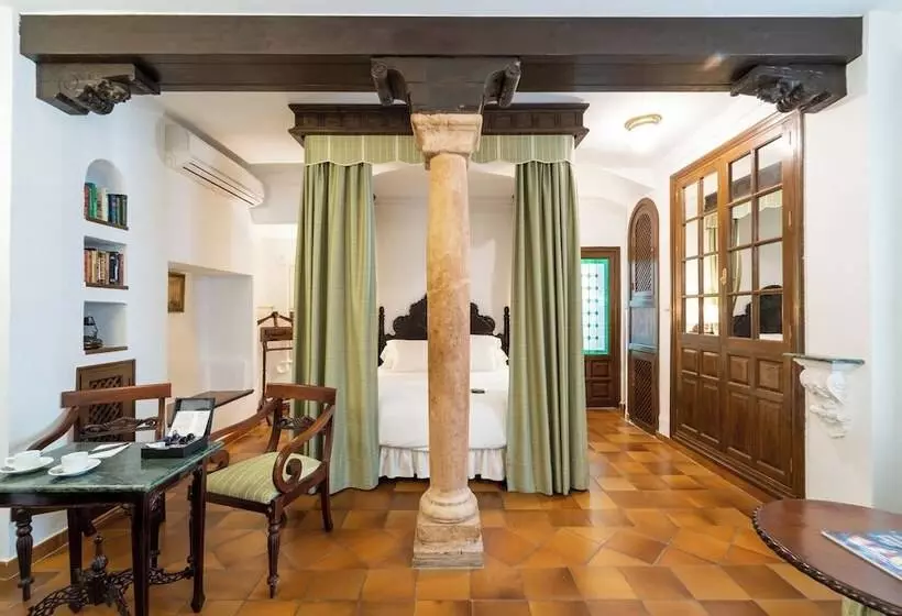 سوییت جونیور, Soho Boutique Palacio San Gabriel