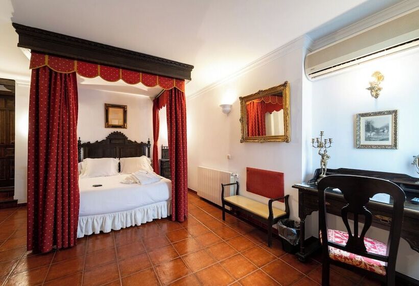 Полулюкс, Soho Boutique Palacio San Gabriel