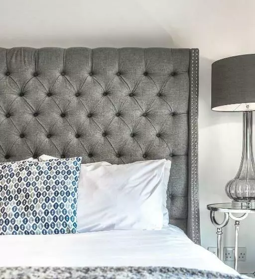 Standard Room, The Black Lion, Long Melford