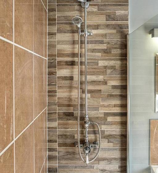 غرفة قياسية, The Black Lion, Long Melford