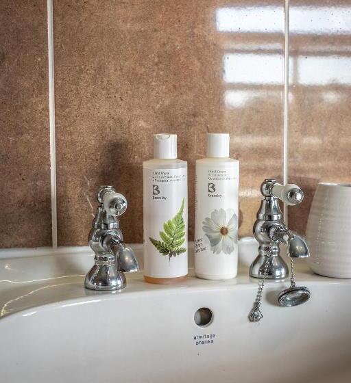 غرفة قياسية, The Black Lion, Long Melford