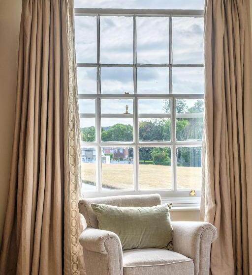 غرفة ديلوكس, The Black Lion, Long Melford