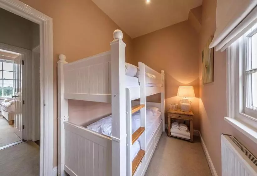 Deluxe Family Room, The Black Lion, Long Melford