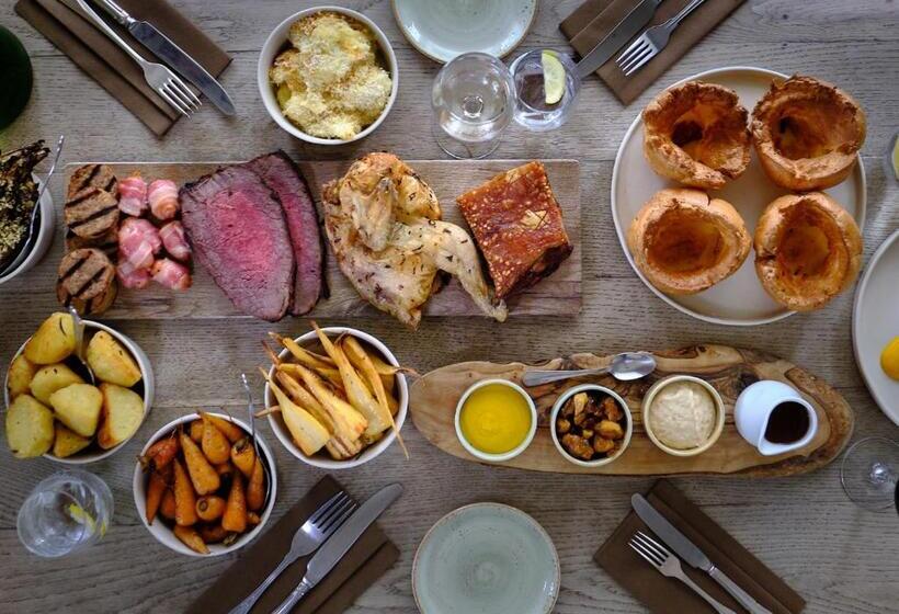 غرفة ديلوكس عائلية, The Black Lion, Long Melford