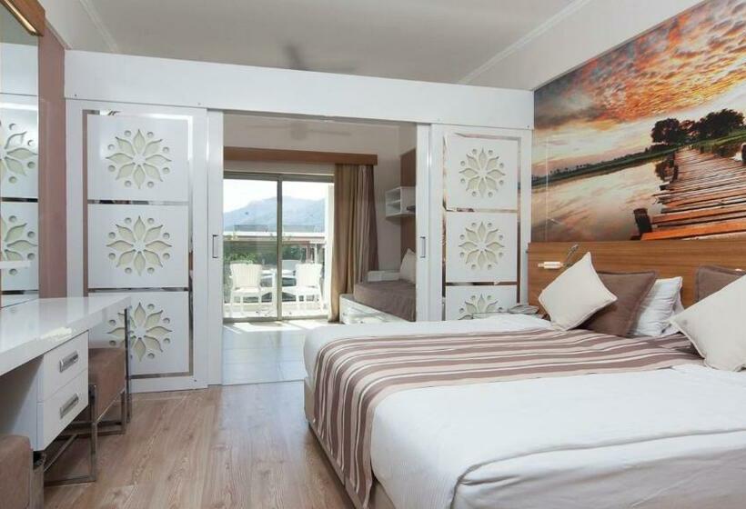 Standard-huone, Holiday Village Türkiye