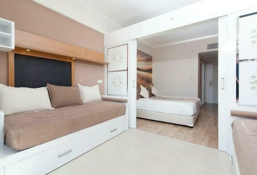 Standard-huone, Holiday Village Türkiye