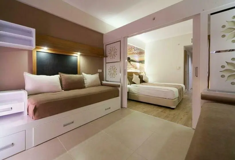 Standard-huone, Holiday Village Türkiye