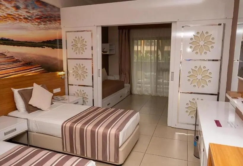 Standard-huone, Holiday Village Türkiye