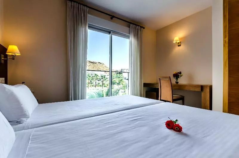 آپارتمان 2 خوابه, El Plantio Golf Resort