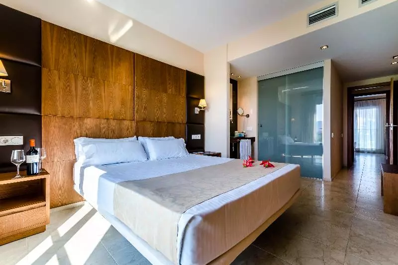 آپارتمان 2 خوابه, El Plantio Golf Resort