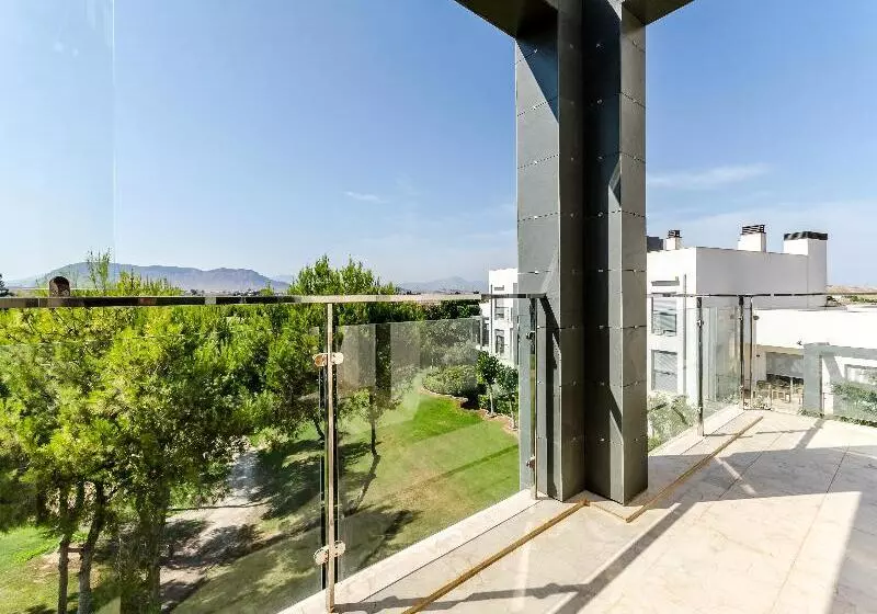 آپارتمان 2 خوابه, El Plantio Golf Resort