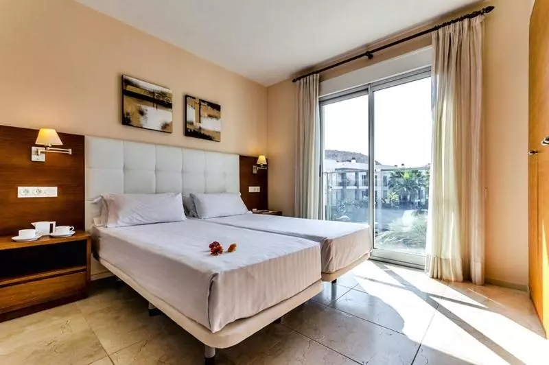اتاق استاندارد, El Plantio Golf Resort