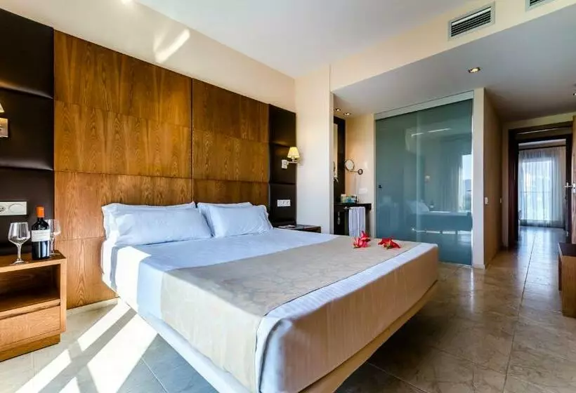 اتاق استاندارد, El Plantio Golf Resort
