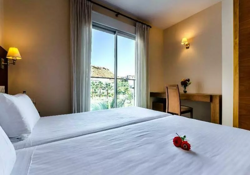اتاق استاندارد, El Plantio Golf Resort