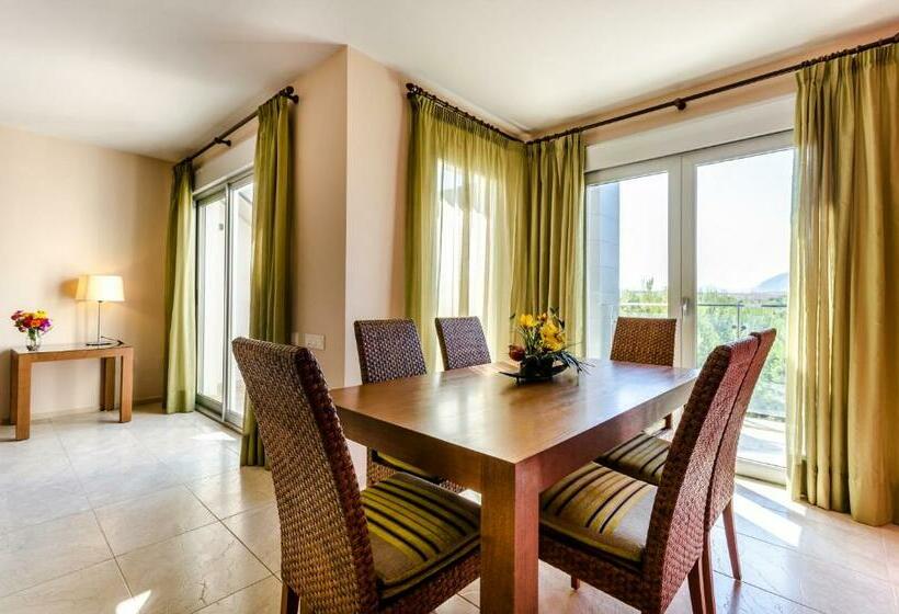 침실 2개 아파트, El Plantio Golf Resort