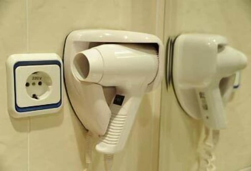 اتاق خانوادگی, Hostal Las Fuentes