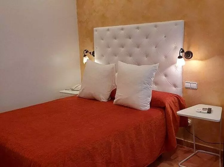 اتاق راحتی, Hostal Las Fuentes