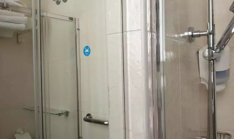 اتاق خانوادگی, Hostal Las Fuentes