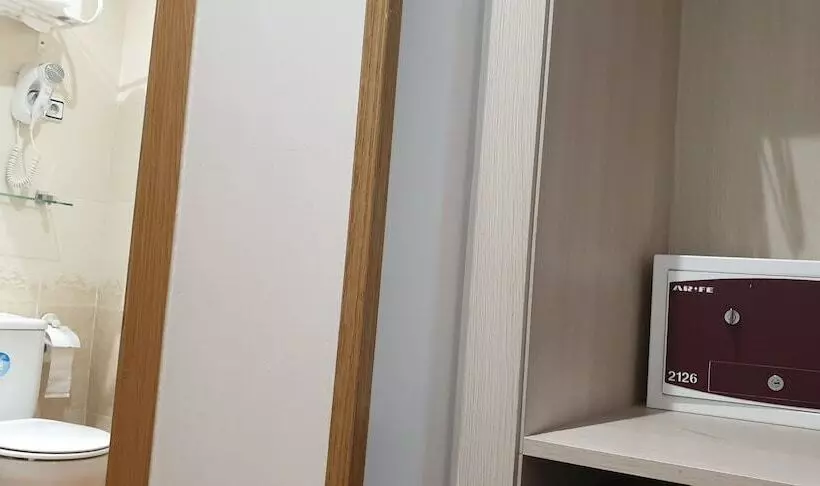 اتاق سوپریور, Hostal Las Fuentes