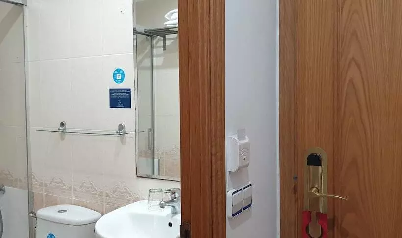 اتاق سوپریور, Hostal Las Fuentes