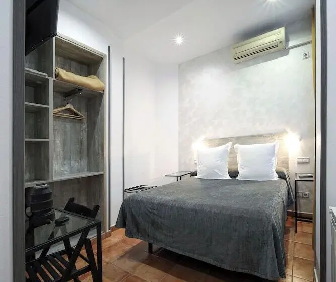 اتاق راحتی, Hostal Las Fuentes