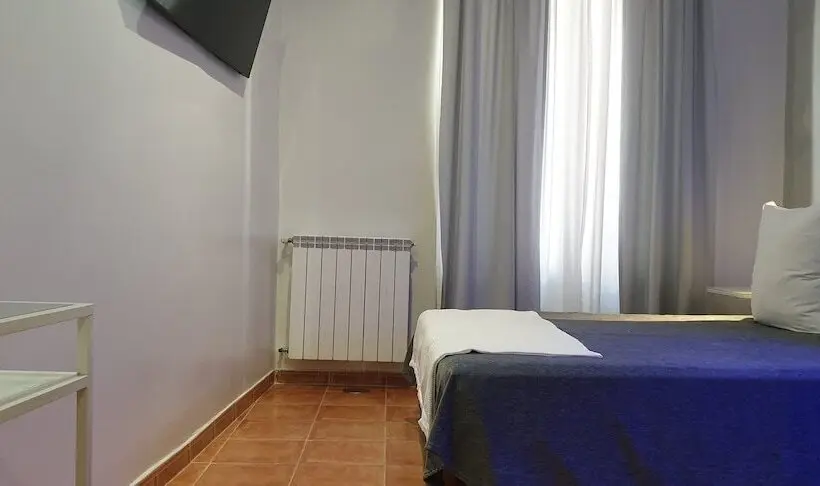 اتاق سوپریور, Hostal Las Fuentes