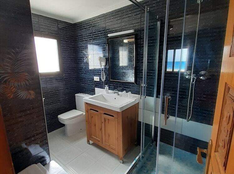 חדר סטנדרט נוף לים, Oasis