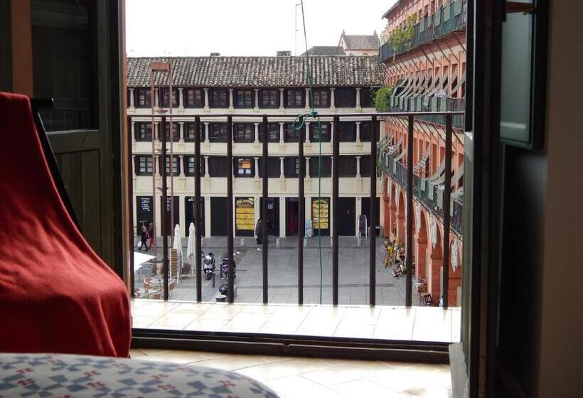 اتاق استاندارد سه نفره, Casa La Espartería De La Corredera