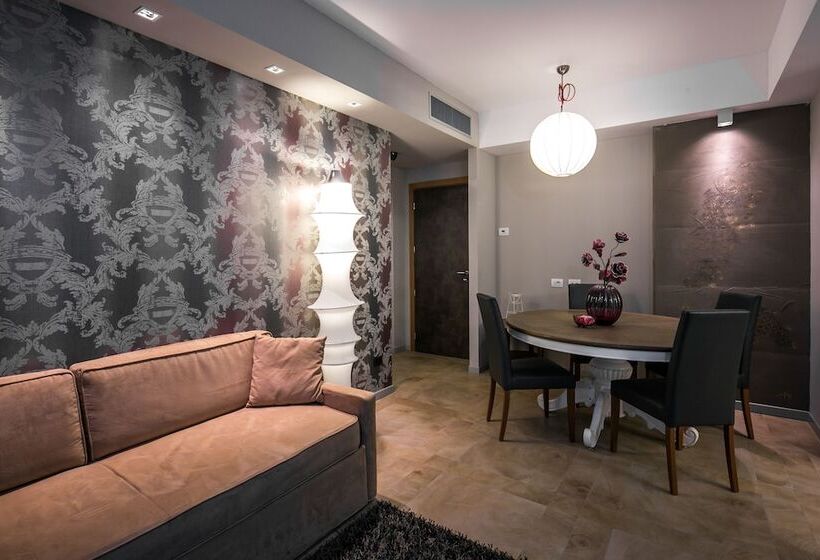 סוויטה, Admiral Park