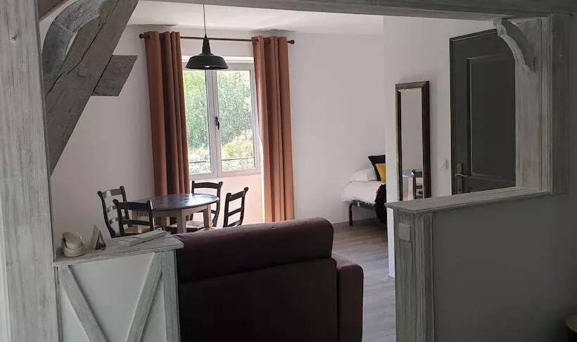 スタンダード４人部屋, Auberge De Cartassac