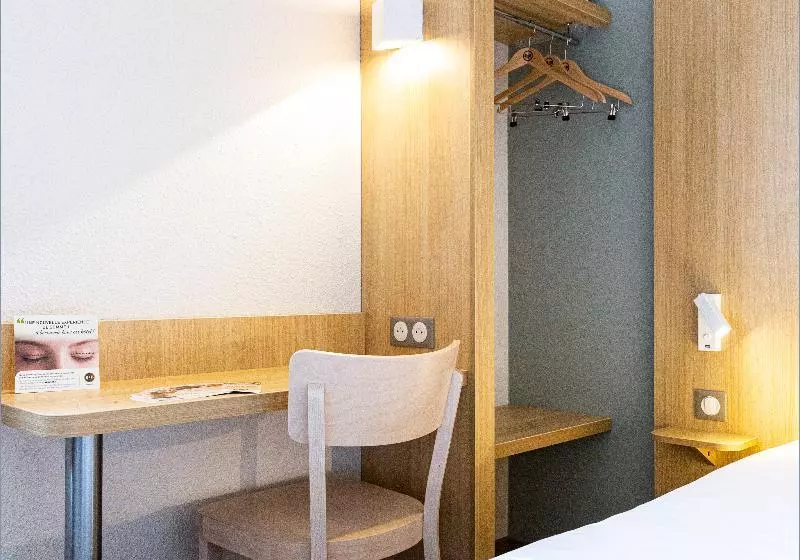 スタンダードトリプルルーム, B&b Hôtel Angers Parc Expos