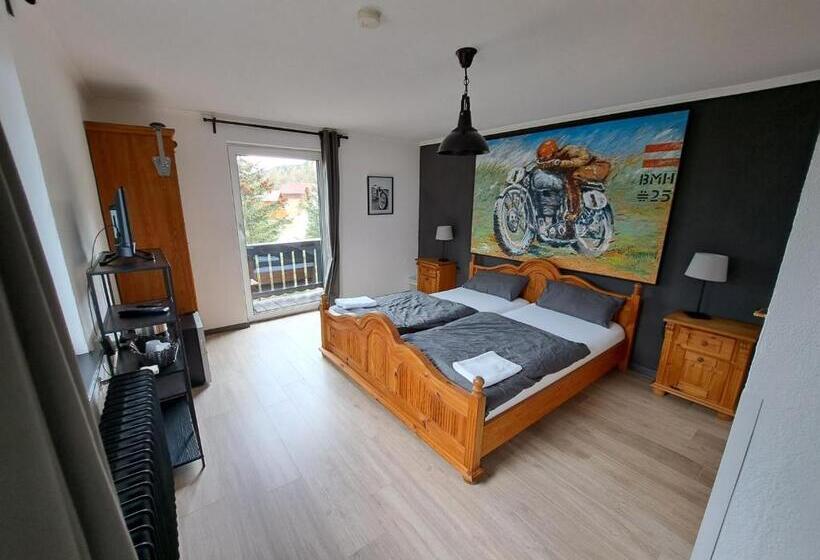 חדר סטנדרט עם מרפסת, Blue Mountain