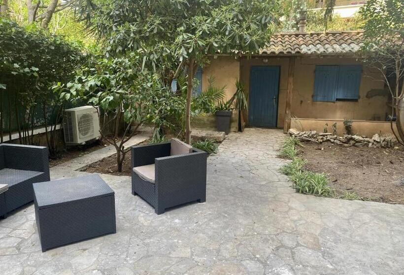 带1个卧室的公寓, Esperanto