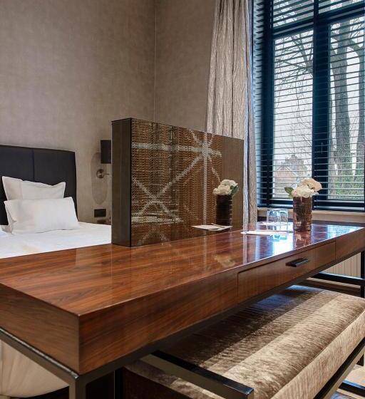 חדר סופריור, Groenendaal